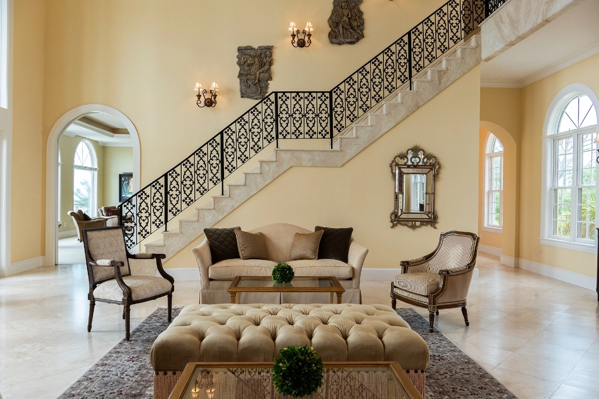 GA Visuals Real estate marketing content creator in Tampa FL - Photography, video, tour 360, drone shots, agents video and floorplan.