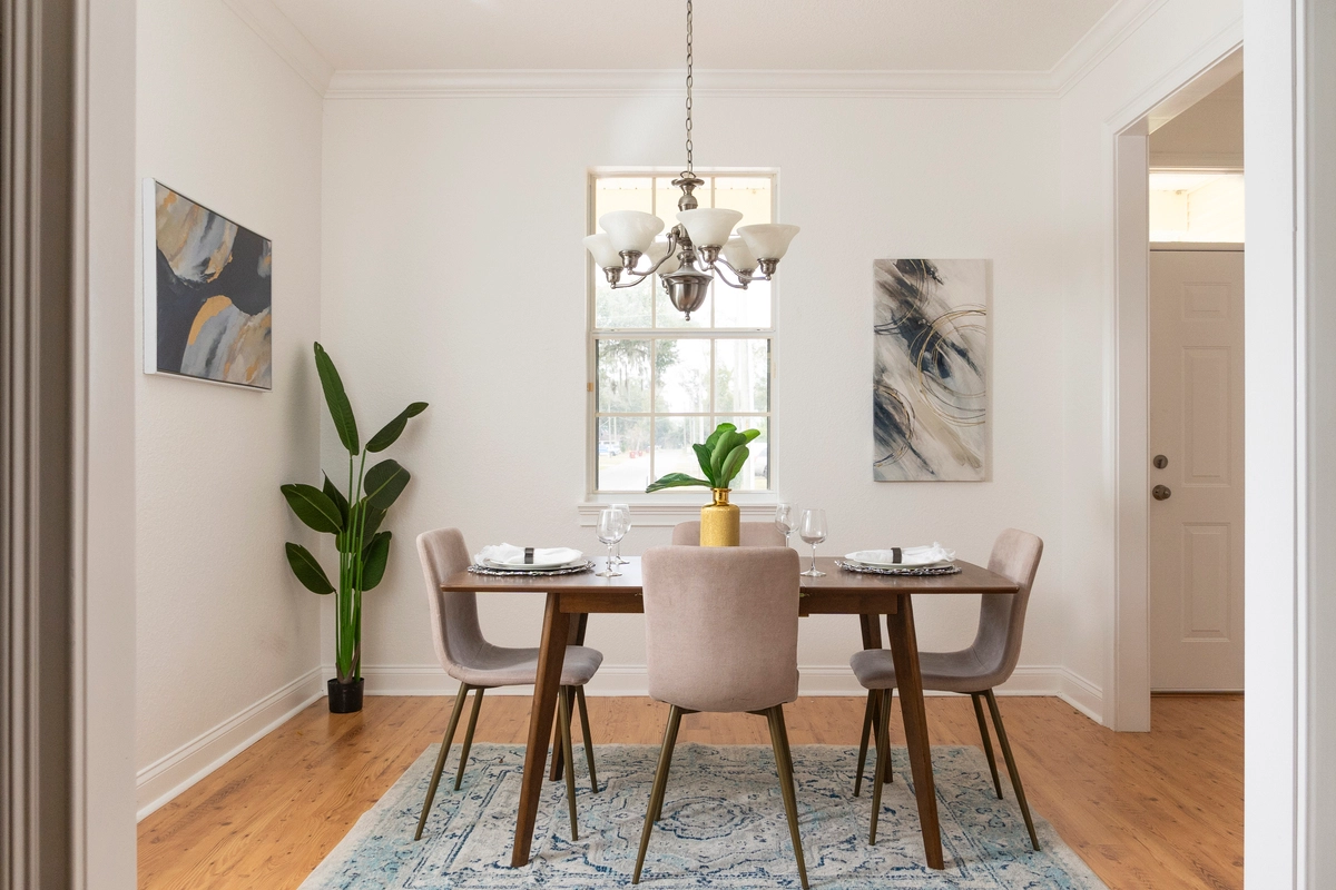 GA Visuals Real estate marketing content creator in Tampa FL - Photography, video, tour 360, drone shots, agents video and floorplan.